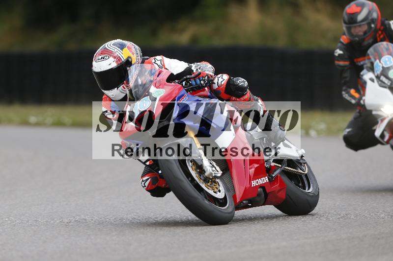 /30 23.06.2025 Get Faster Caremotion ADR/Rider Academy gruen/16